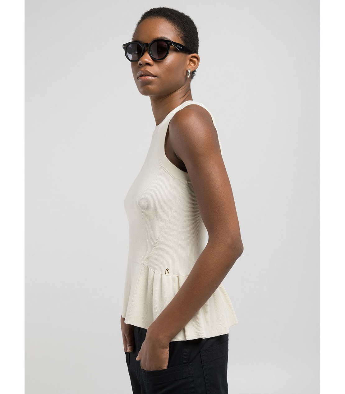 フリル入りディテールのニットトップス 詳細画像 バターホワイト 7